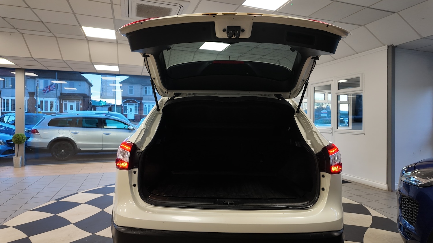 Used Nissan Qashqai 2015 for sale - 76920145: Photo 30