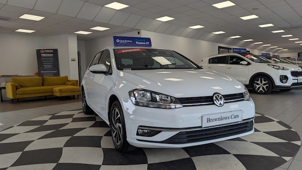 Used Volkswagen Golf 2019 for sale - 74818827: Photo 1