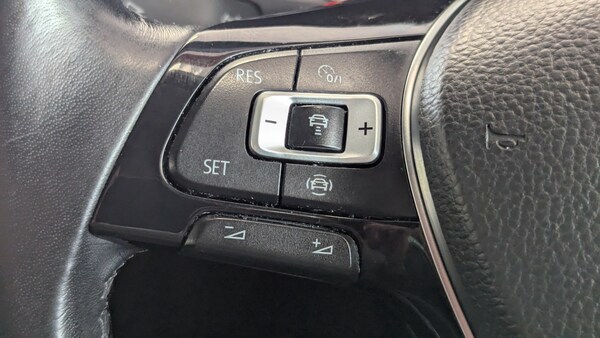 Used Volkswagen Golf 2019 for sale - 74818827: Photo 23