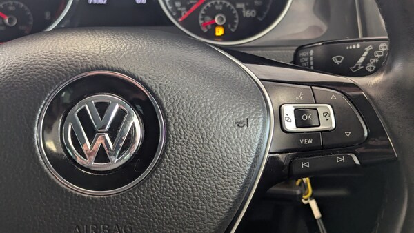 Used Volkswagen Golf 2019 for sale - 74818827: Photo 24