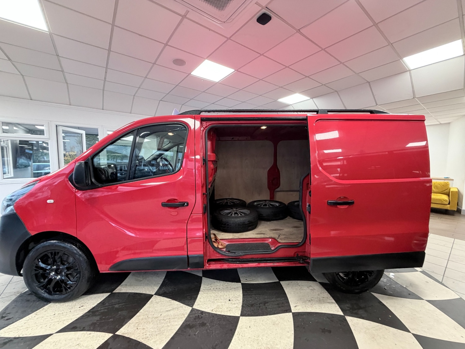 Used Vauxhall Vivaro 2019 for sale - 76422281: Photo 29