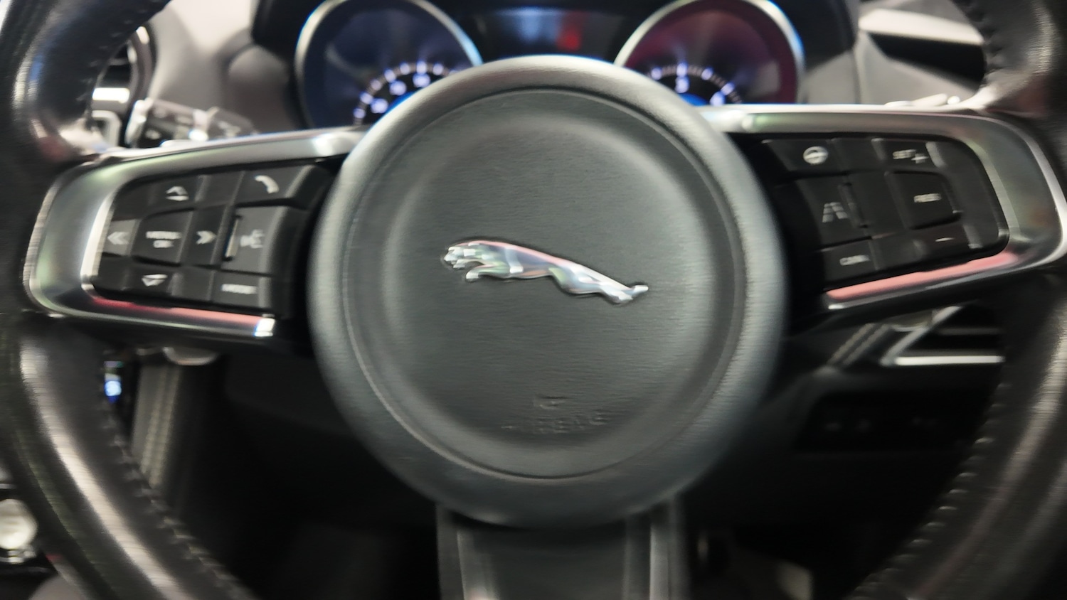 Used Jaguar F-Pace 2018 for sale - 77532342: Photo 17