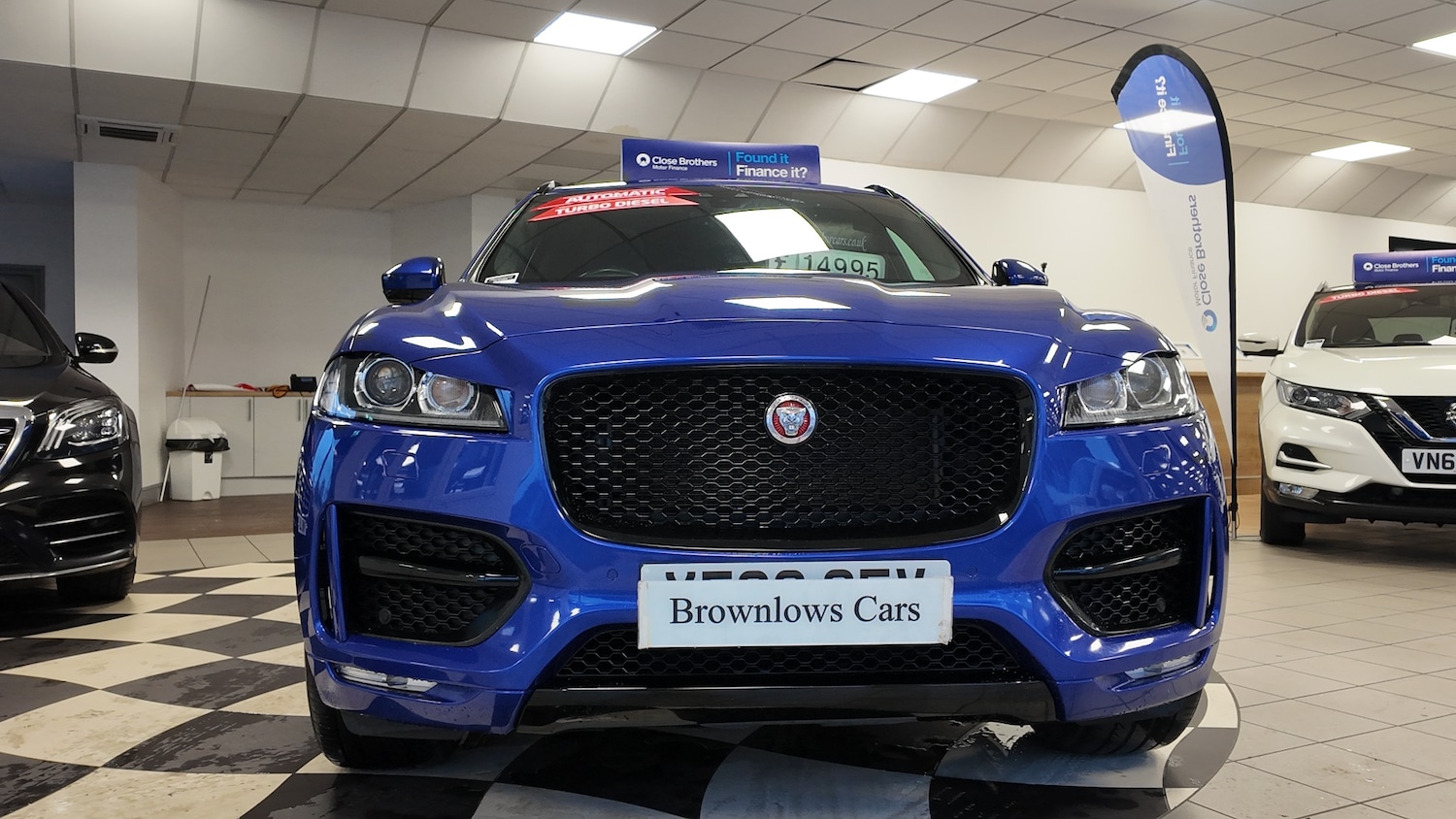 Used Jaguar F-Pace 2018 for sale - 77532342: Photo 2