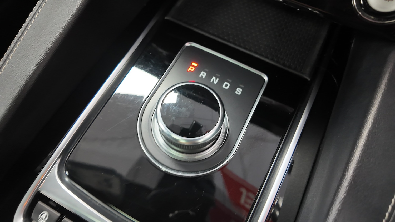 Used Jaguar F-Pace 2018 for sale - 77532342: Photo 24