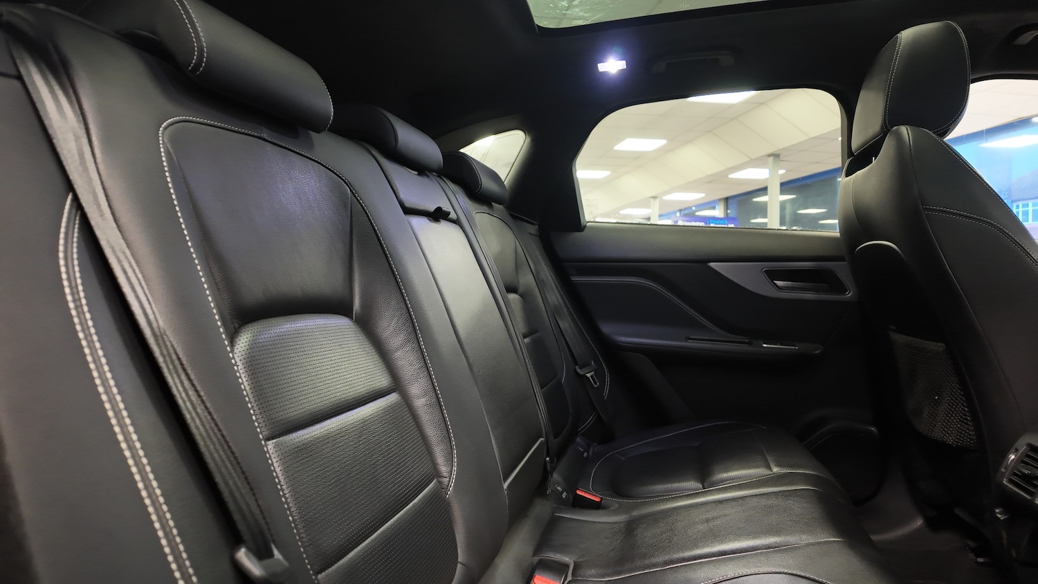 Used Jaguar F-Pace 2018 for sale - 77532342: Photo 30