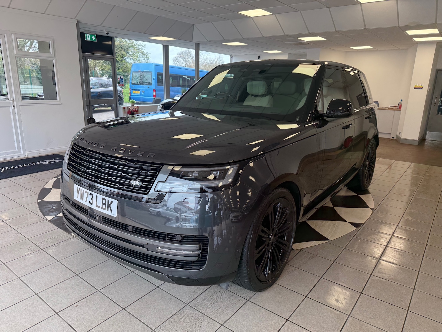 Used Land Rover Range Rover 2023 for sale - 78091012: Photo 3