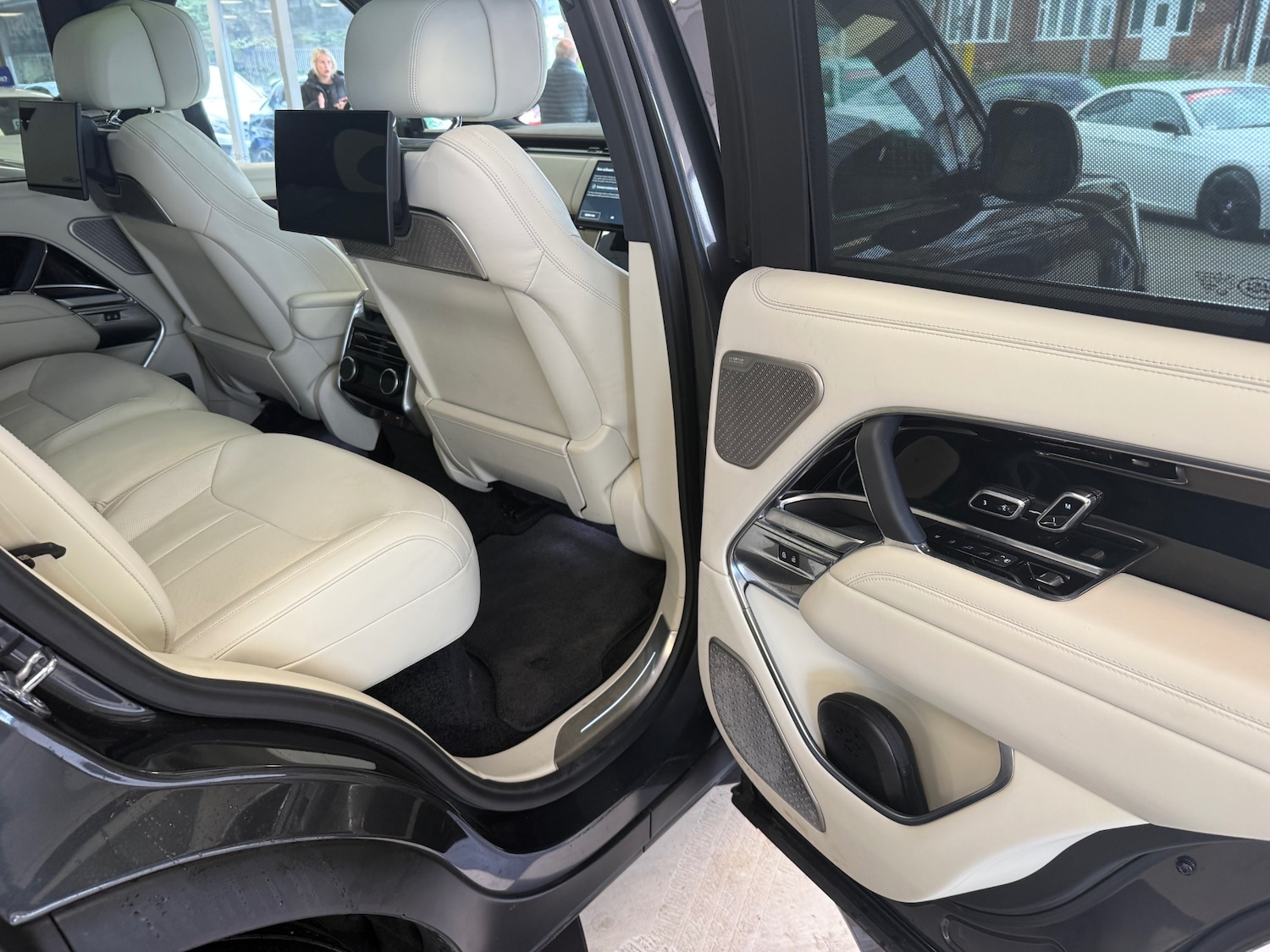 Used Land Rover Range Rover 2023 for sale - 78091012: Photo 32