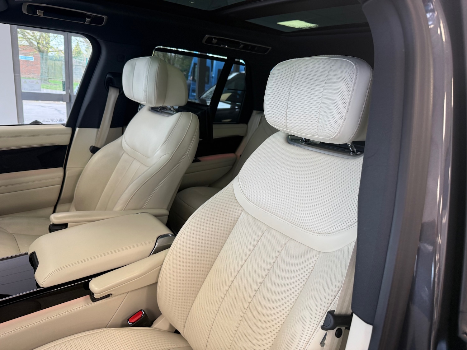 Used Land Rover Range Rover 2023 for sale - 78091012: Photo 44