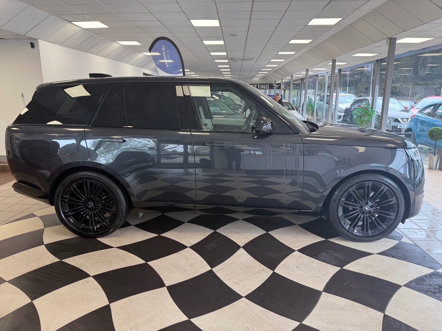 Used Land Rover Range Rover 2023 for sale - 78091012: Photo 8