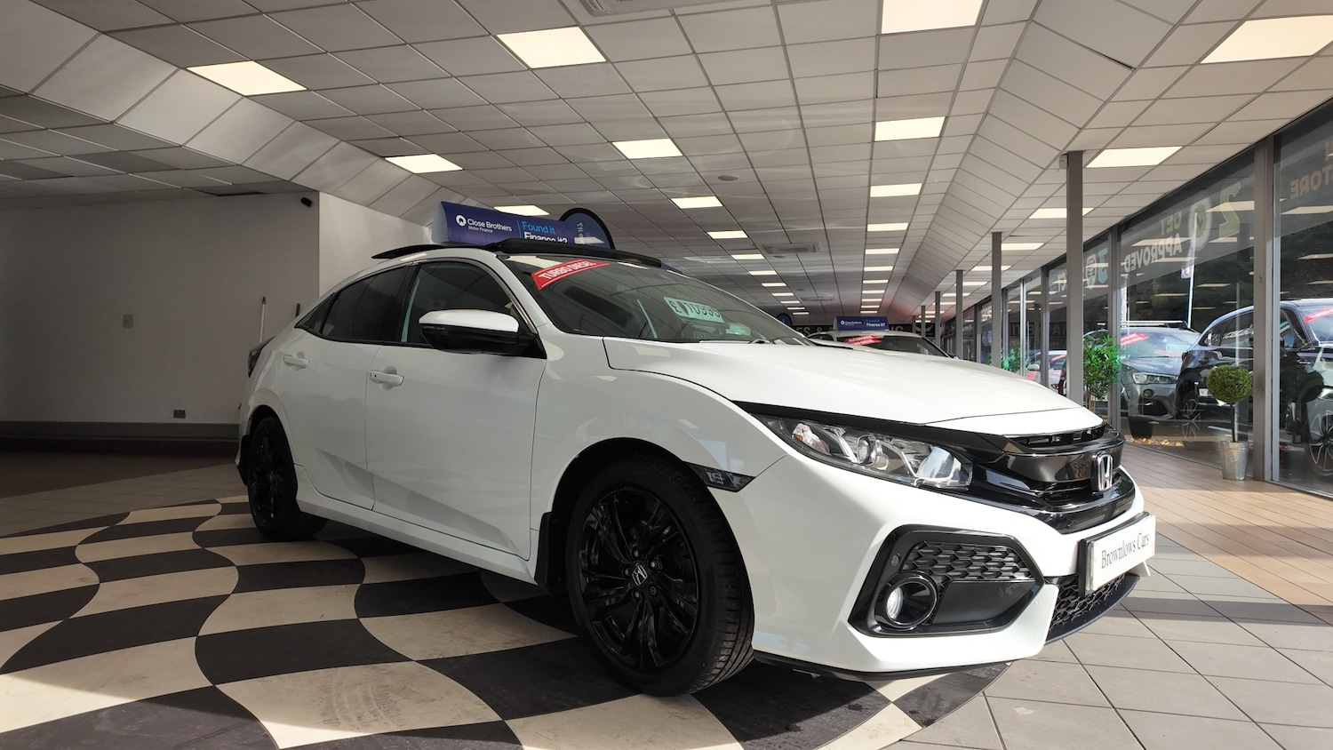 Used Honda Civic 2018 for sale - 76382403: Photo 1
