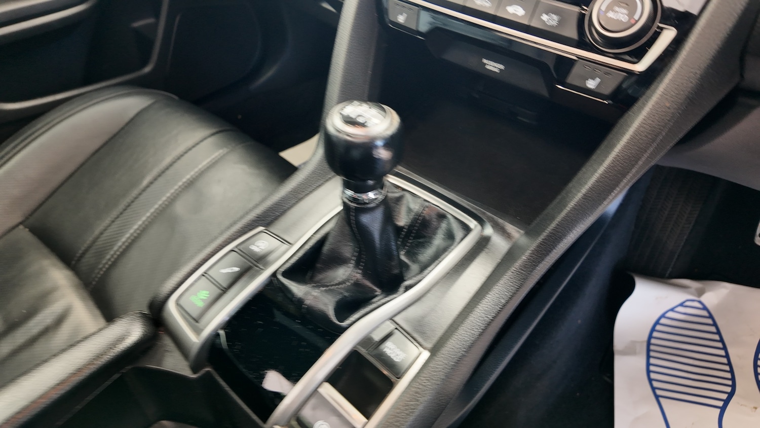 Used Honda Civic 2018 for sale - 76382403: Photo 19