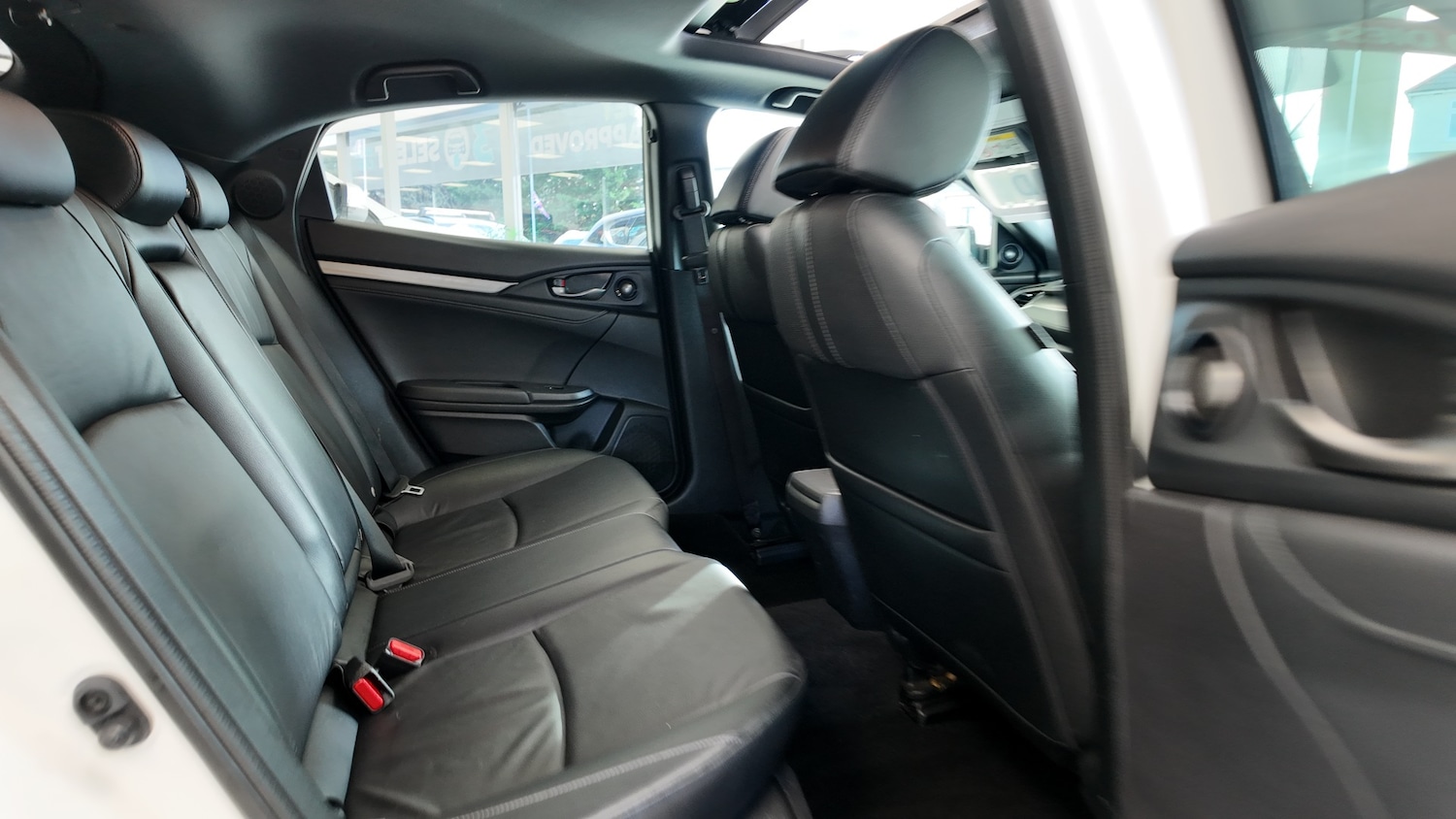 Used Honda Civic 2018 for sale - 76382403: Photo 23