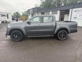 Used Mercedes-Benz X Class 2019 for sale - 79342563: Photo