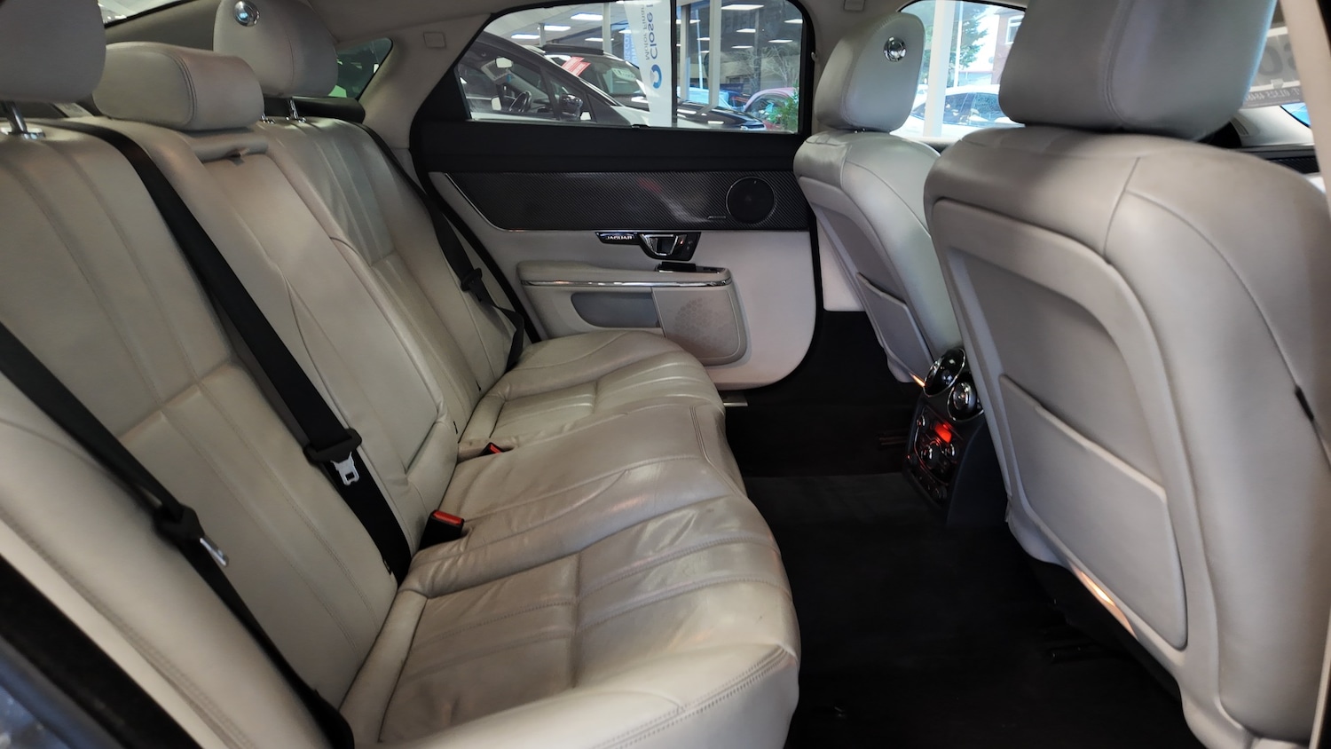 Used Jaguar XJ 2014 for sale - 76718750: Photo 27