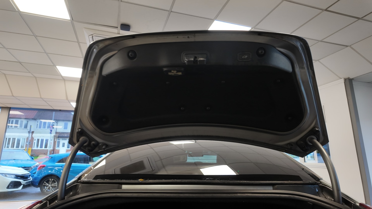 Used Jaguar XJ 2014 for sale - 76718750: Photo 35