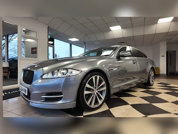 Used Jaguar XJ 2014 for sale - 76718750: Photo