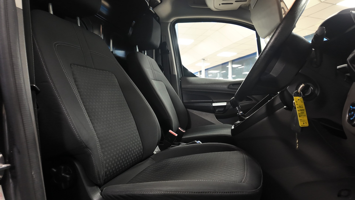 Used Ford Transit Connect 2020 for sale - 76707688: Photo 15