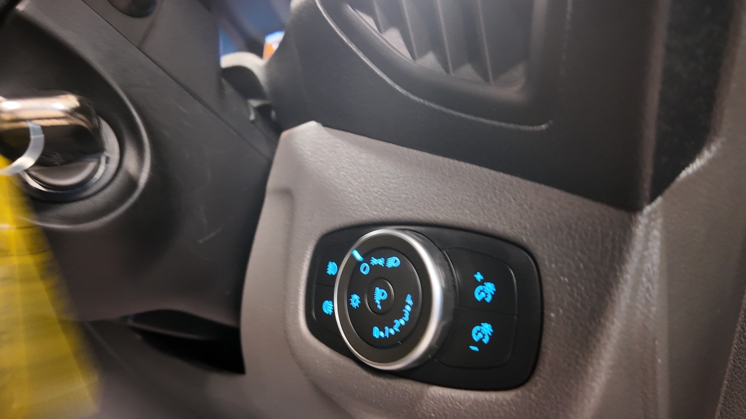 Used Ford Transit Connect 2020 for sale - 76707688: Photo 25