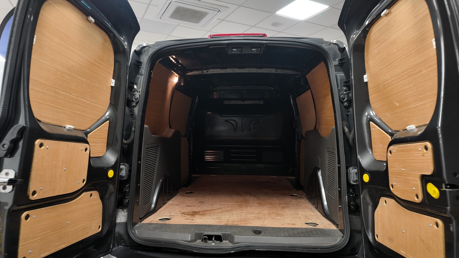 Used Ford Transit Connect 2020 for sale - 76707688: Photo 6