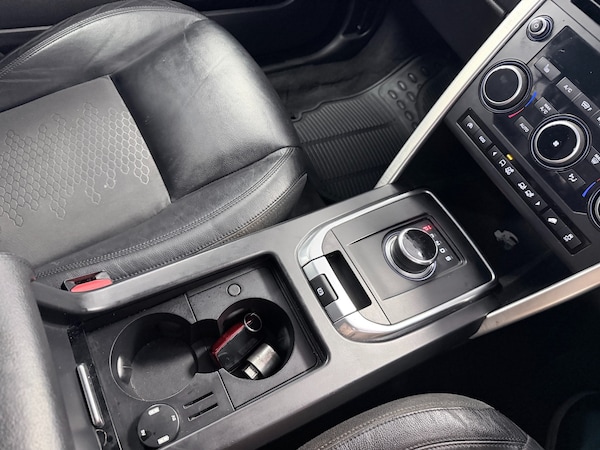 Used Land Rover Discovery Sport 2016 for sale - 76286616: Photo 18