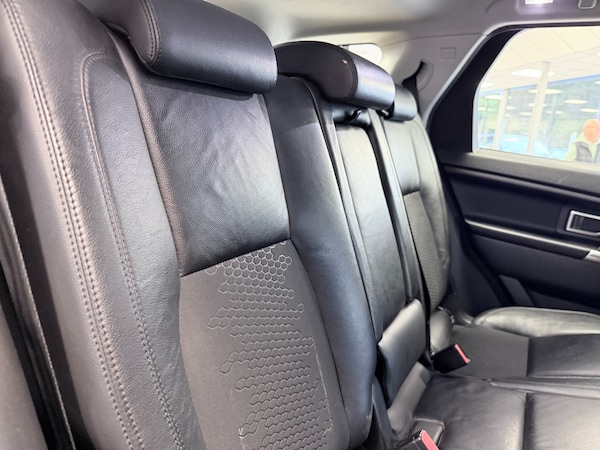 Used Land Rover Discovery Sport 2016 for sale - 76286616: Photo 24