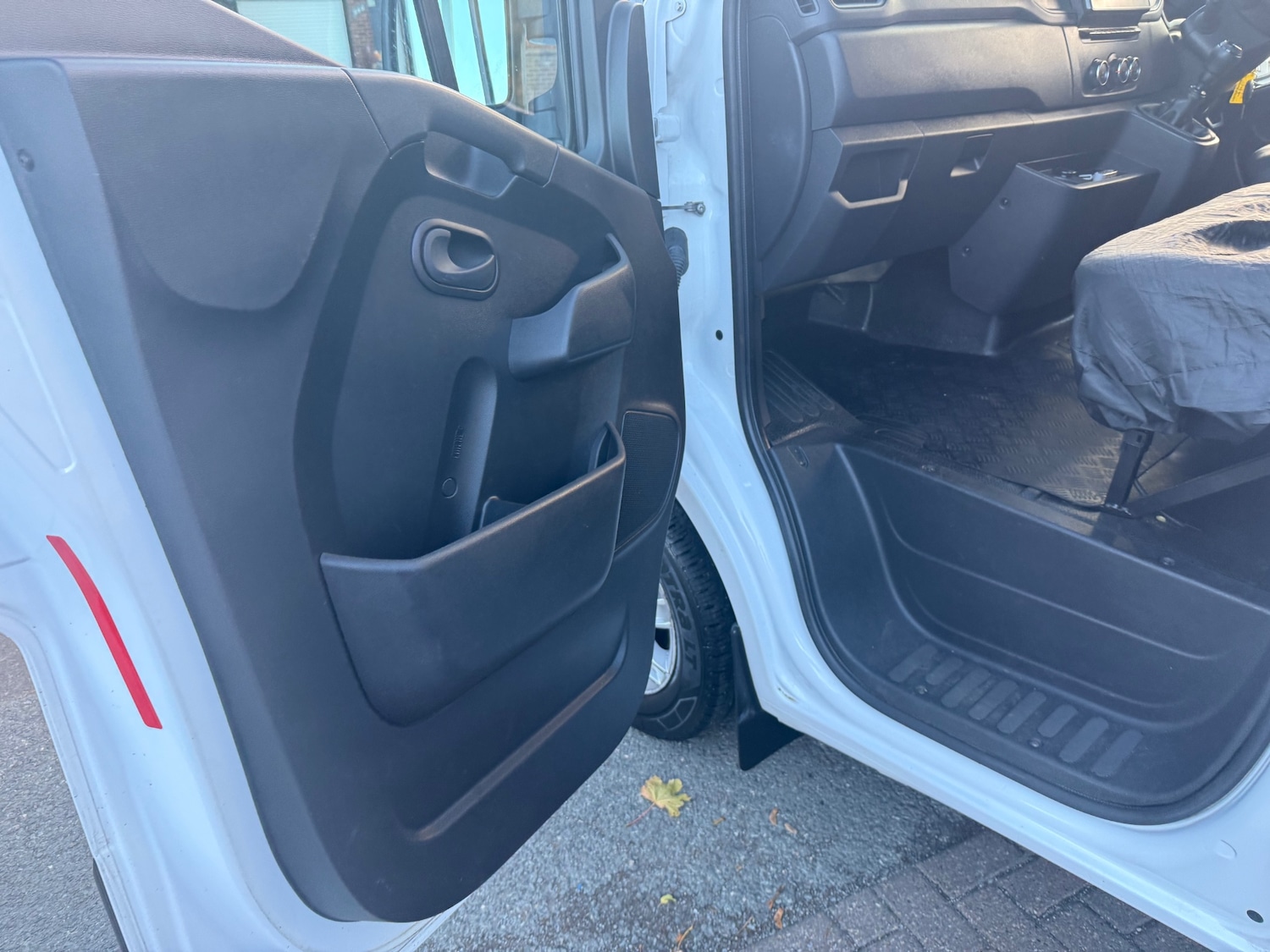 Used Renault Master 2023 for sale - 76393447: Photo 33