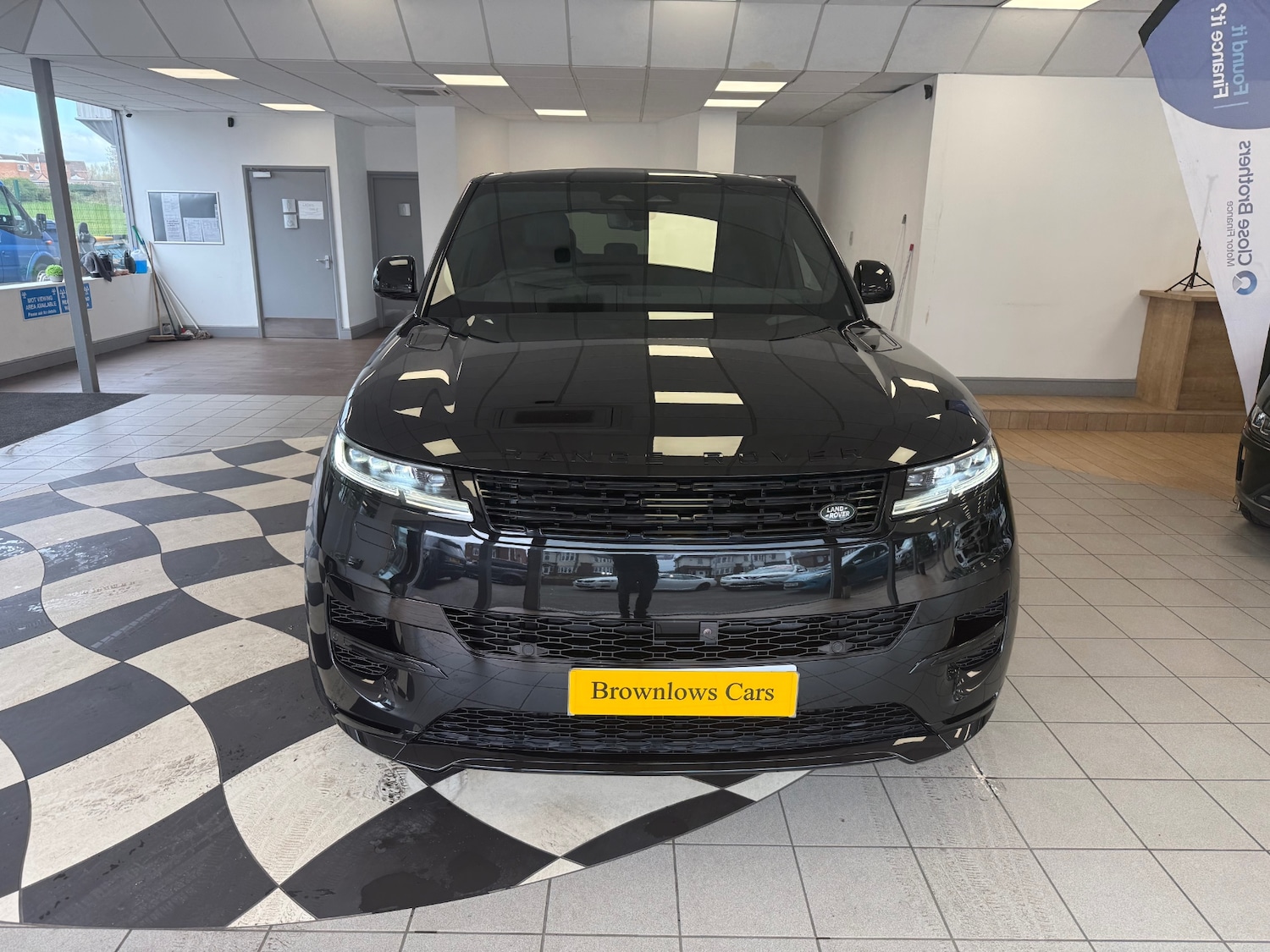 Used Land Rover Range Rover Sport 2025 for sale - 78091209: Photo 2