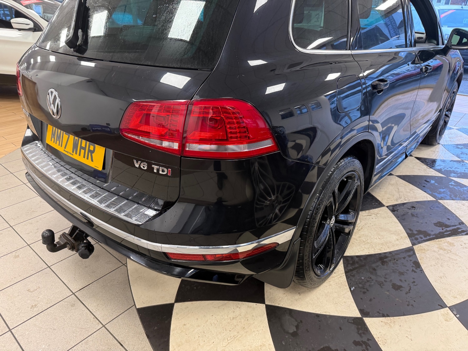 Used Volkswagen Touareg 2017 for sale - 77474573: Photo 19