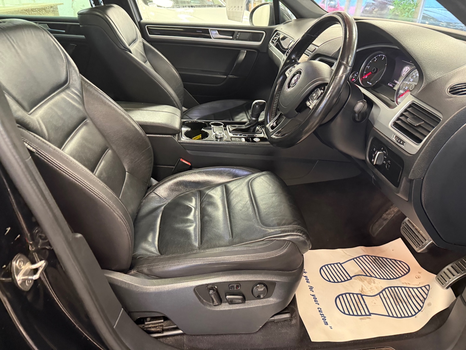 Used Volkswagen Touareg 2017 for sale - 77474573: Photo 21