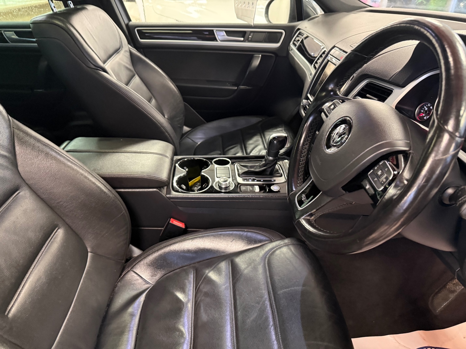 Used Volkswagen Touareg 2017 for sale - 77474573: Photo 26