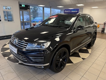 Used Volkswagen Touareg 2017 for sale - 77474573: Photo