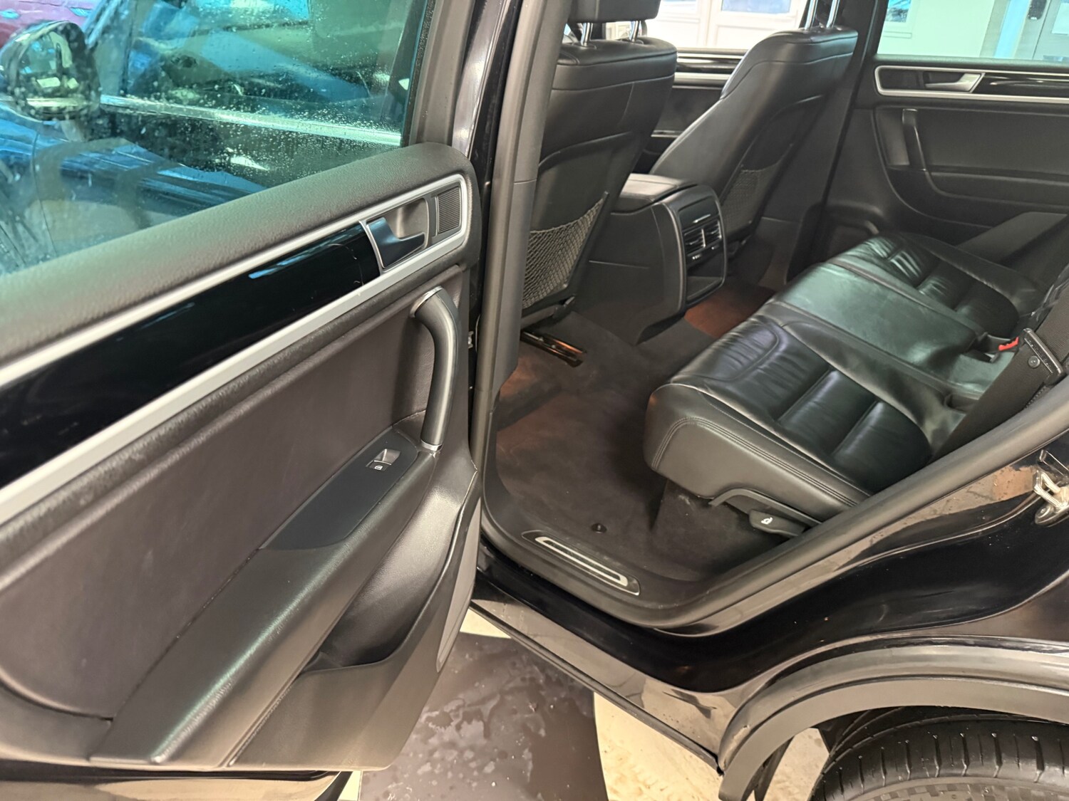 Used Volkswagen Touareg 2017 for sale - 77474573: Photo 40