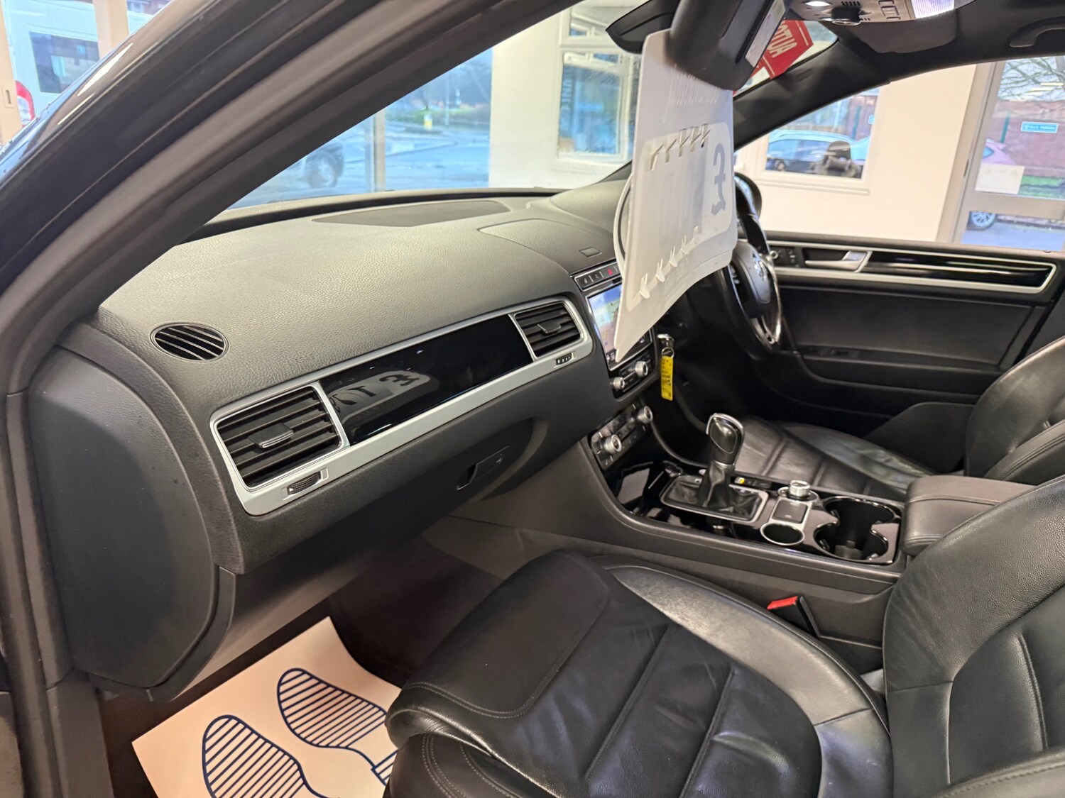 Used Volkswagen Touareg 2017 for sale - 77474573: Photo 49