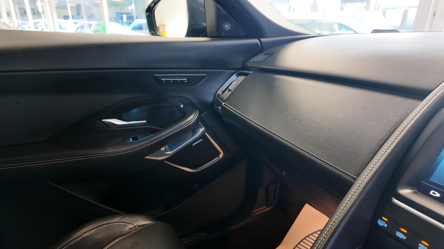 Used Jaguar E-Pace 2019 for sale - 76892019: Photo 20