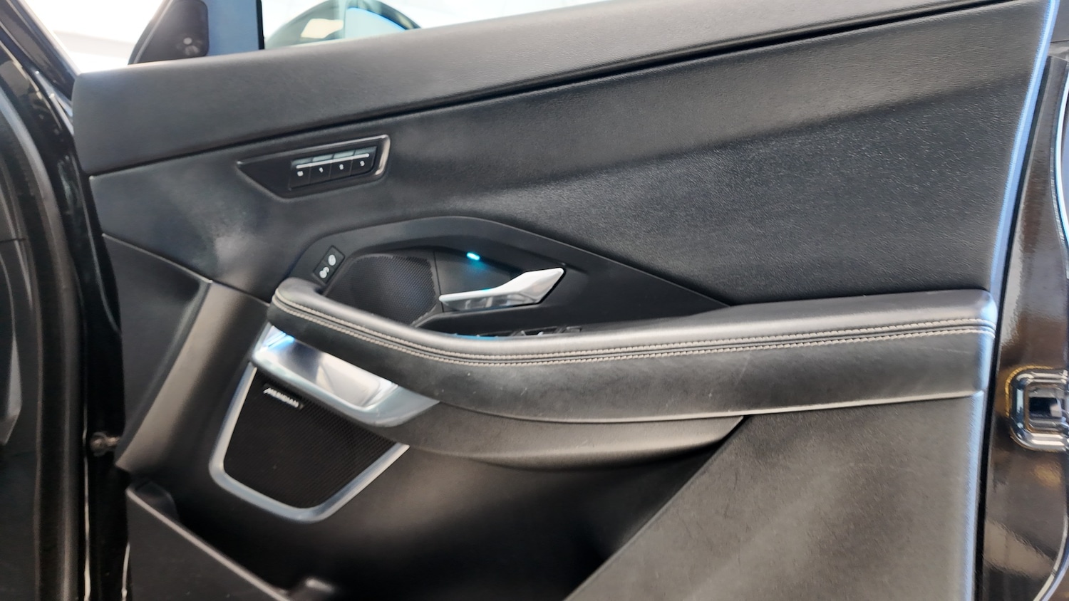 Used Jaguar E-Pace 2019 for sale - 76892019: Photo 23