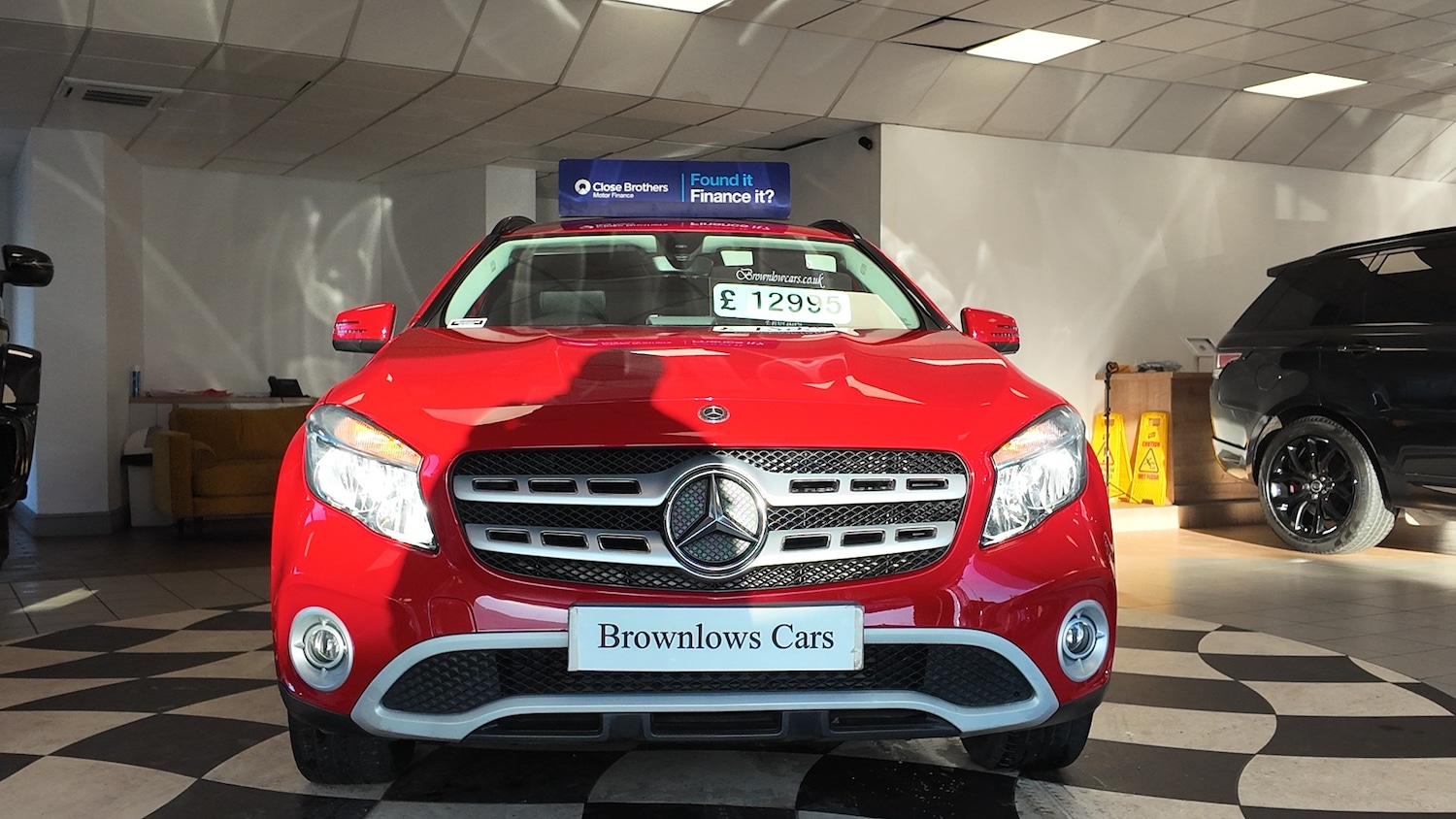 Used Mercedes-Benz GLA 2018 for sale - 76892585: Photo 2