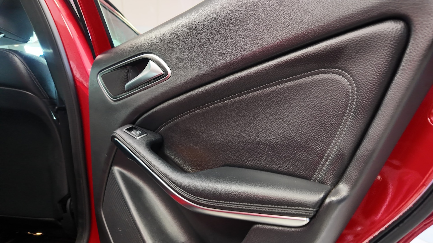 Used Mercedes-Benz GLA 2018 for sale - 76892585: Photo 27