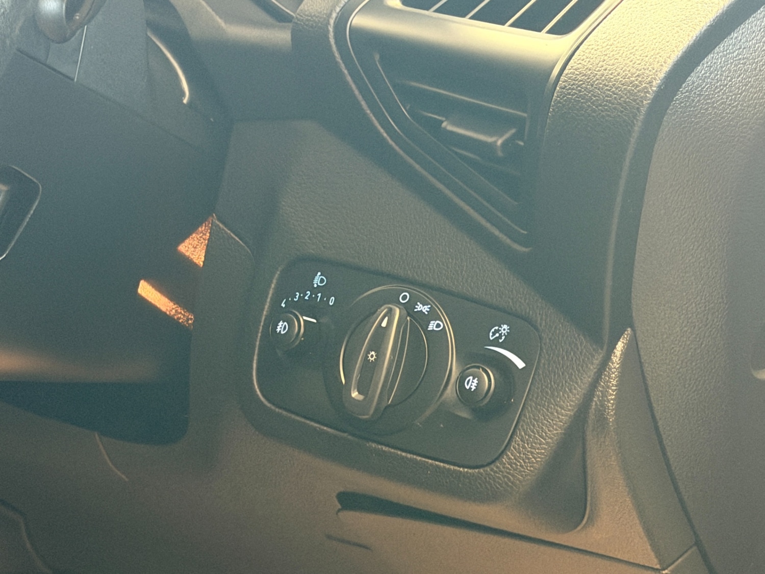 Used Ford Kuga 2017 for sale - 77127381: Photo 21