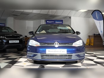 Used Volkswagen Golf 2018 for sale - 76365207: Photo