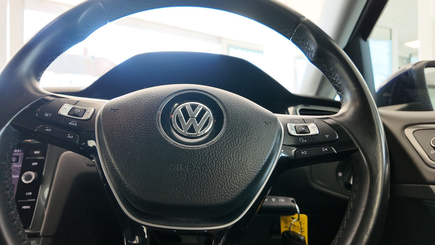 Used Volkswagen Golf 2018 for sale - 76365207: Photo 31