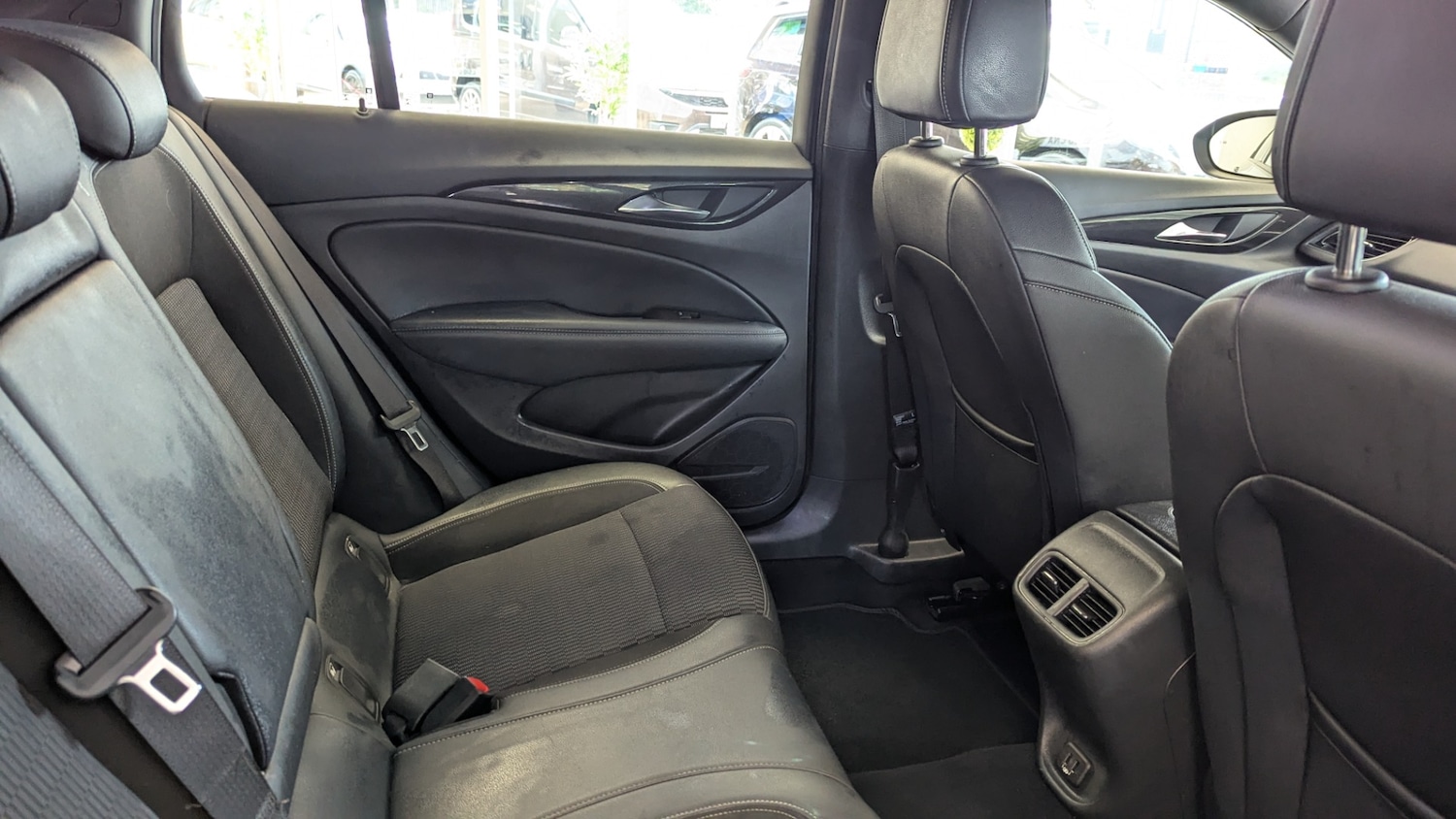 Vehicle 29