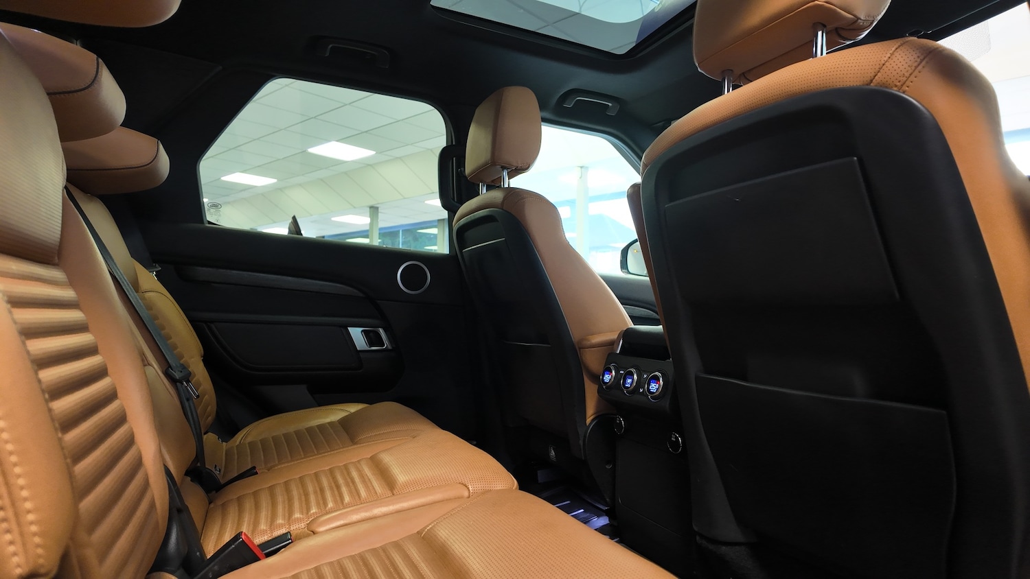 Used Land Rover Discovery 2017 for sale - 76904496: Photo 27