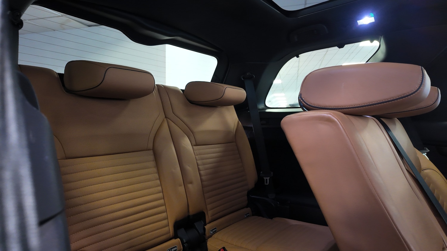 Used Land Rover Discovery 2017 for sale - 76904496: Photo 29