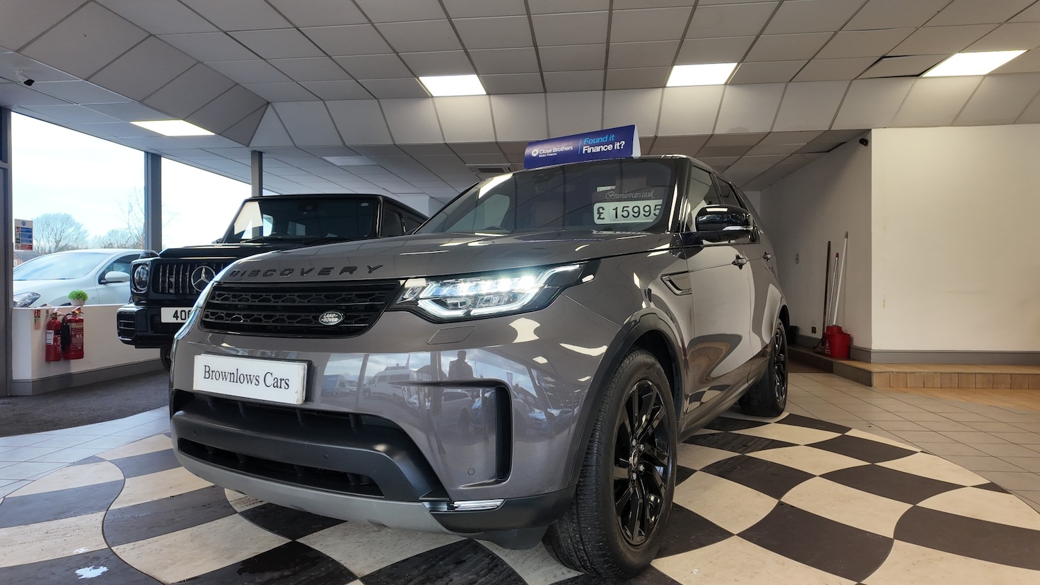 Used Land Rover Discovery 2017 for sale - 76904496: Photo 3