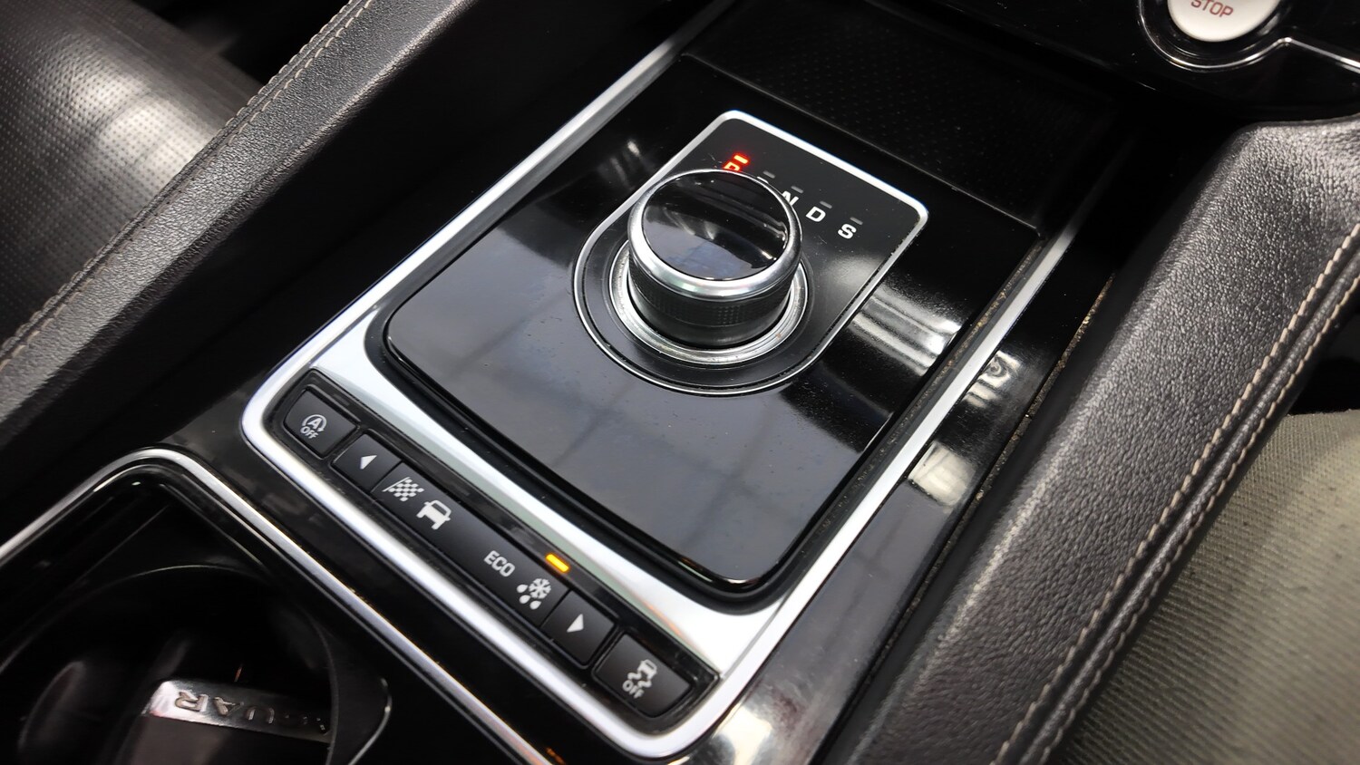 Used Jaguar F-Pace 2017 for sale - 77432568: Photo 19