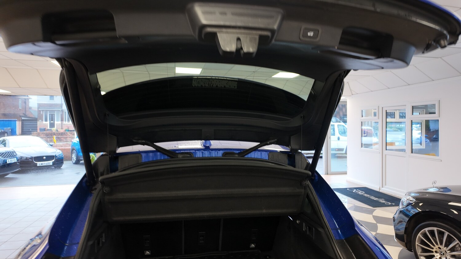 Used Jaguar F-Pace 2017 for sale - 77432568: Photo 37