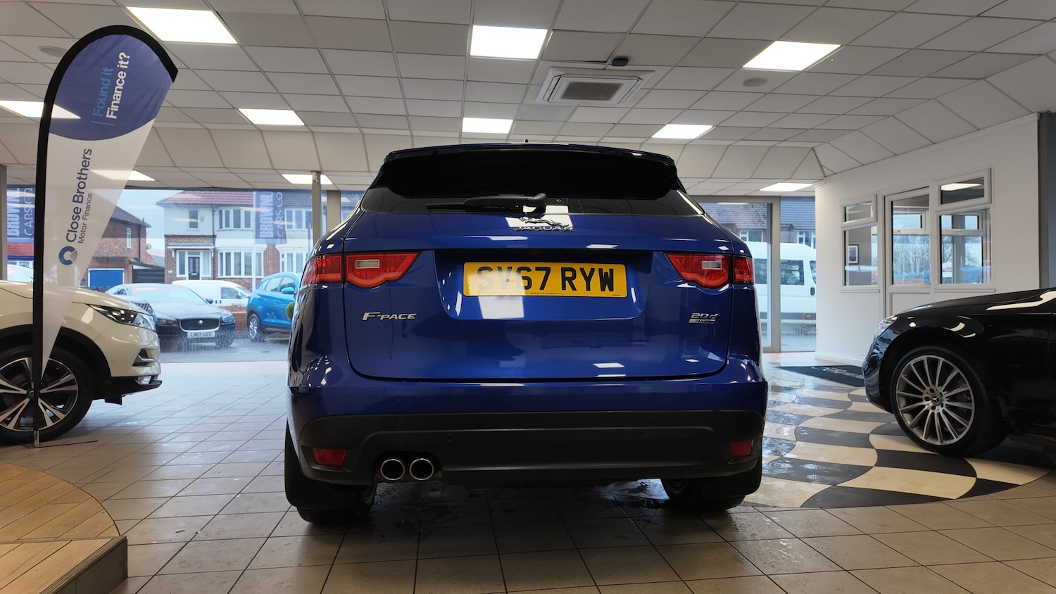 Used Jaguar F-Pace 2017 for sale - 77432568: Photo 5