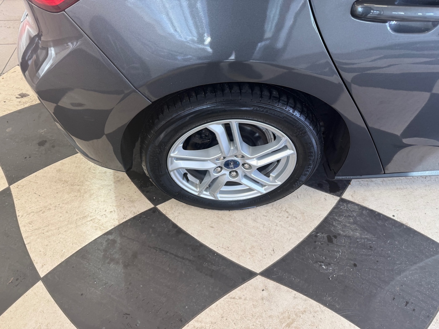 Used Ford Focus 2019 for sale - 77877874: Photo 9