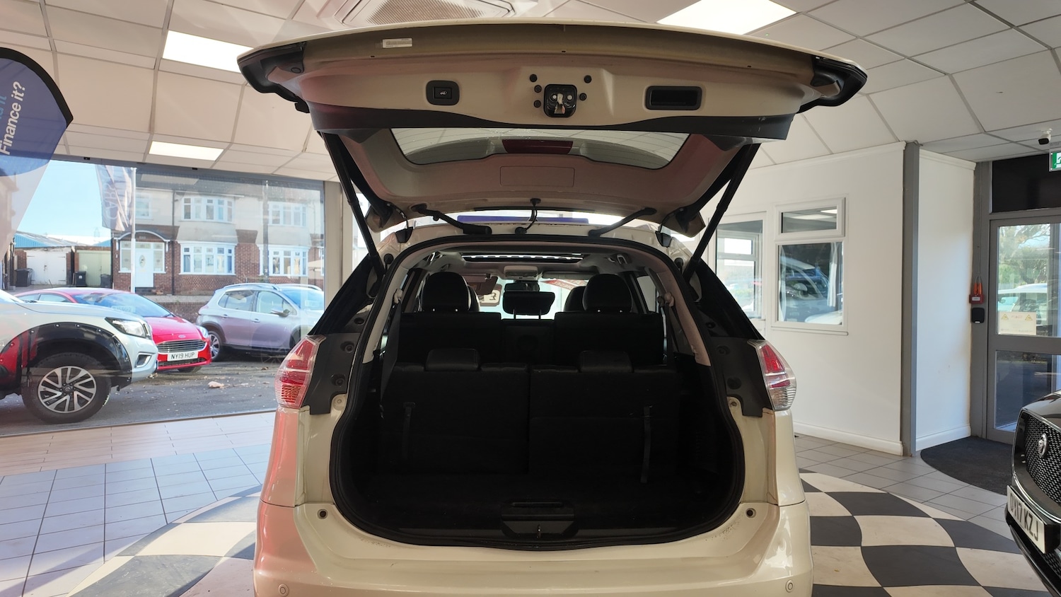 Used Nissan X-Trail 2017 for sale - 76598823: Photo 34