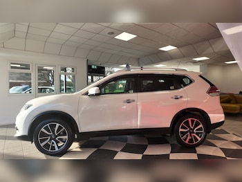 Used Nissan X-Trail 2017 for sale - 76598823: Photo